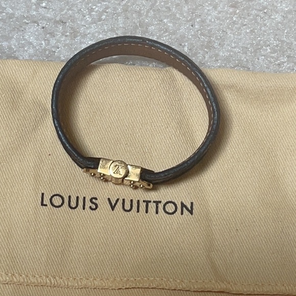 Louis Vuitton Monogram Bracelet - Picture 3 of 11